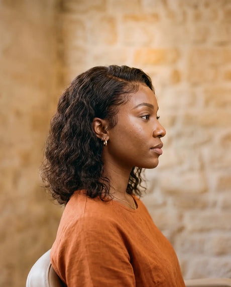 A finished glueless lace wig install seen from the side